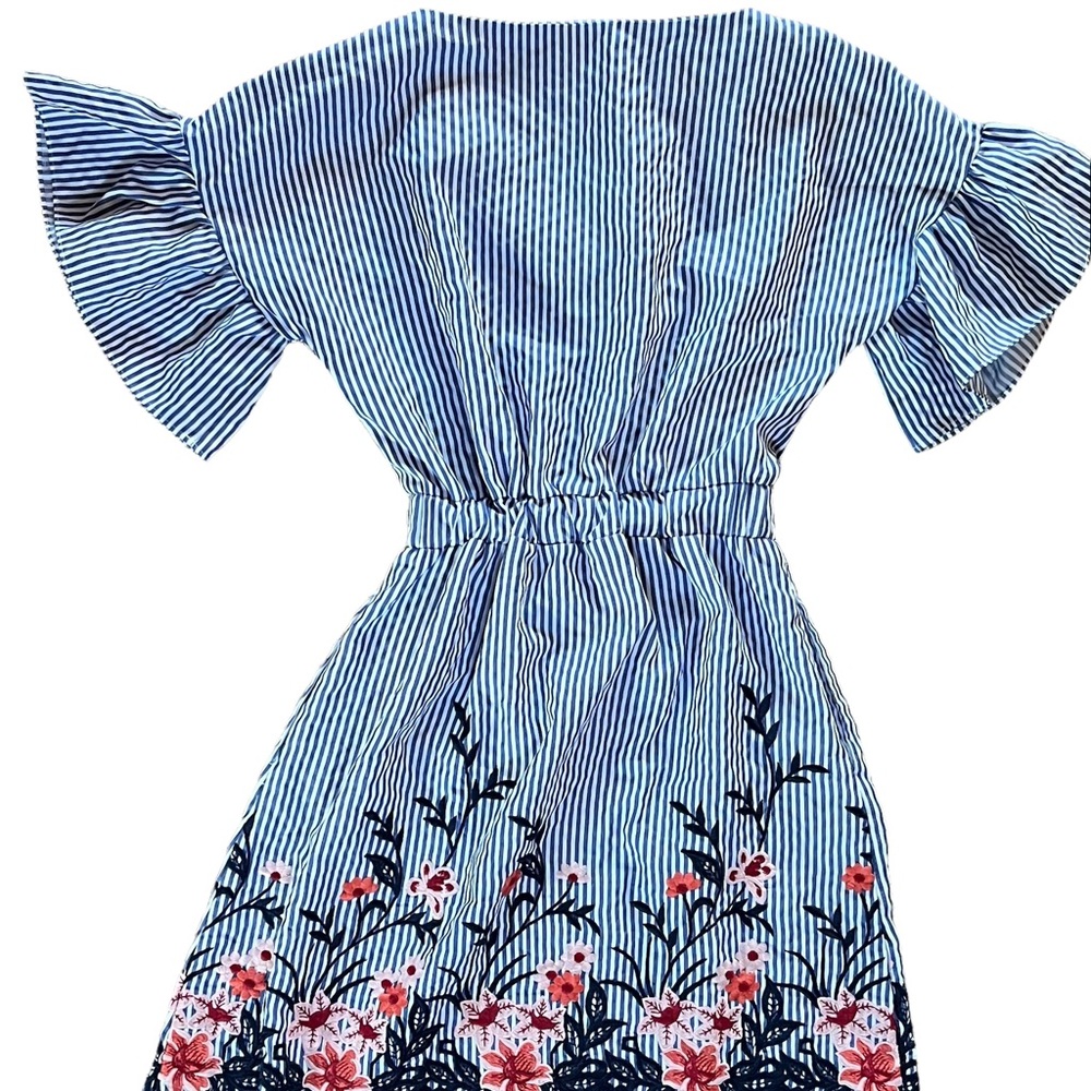 Westport embroidered striped dress size 2. E#150